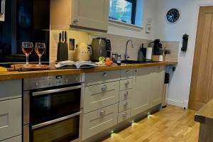The full kitchen at Bluebell Cottage Glencoe is packed with top quality features, ideal for every mealtime.